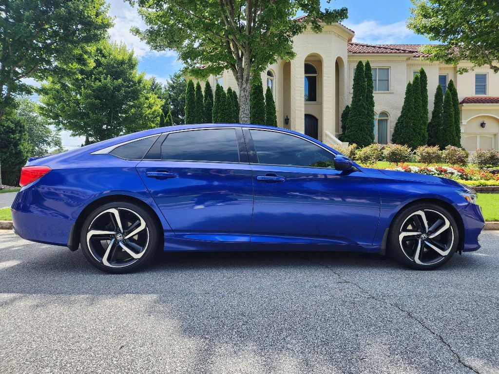 2018 Honda Accord Image 1