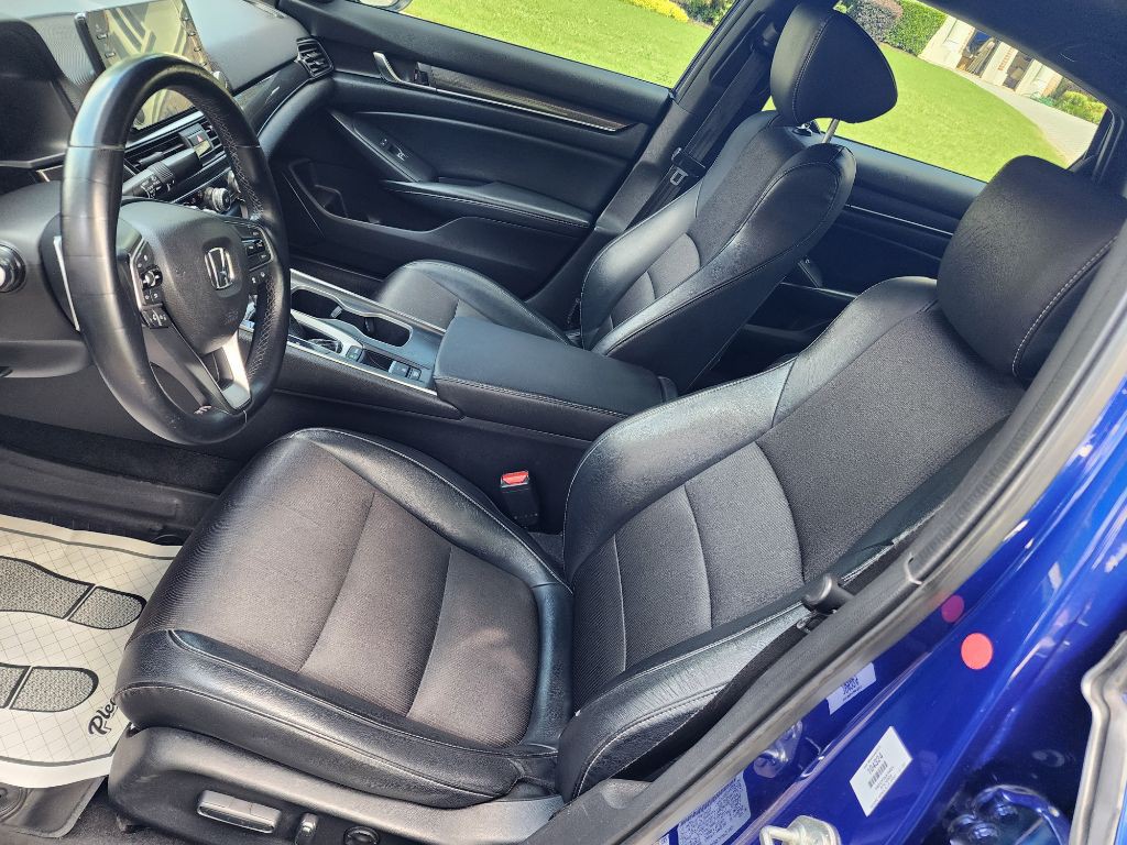 2018 Honda Accord Image 12