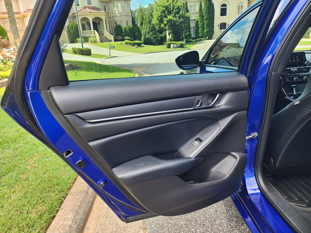 2018 Honda Accord Image 13