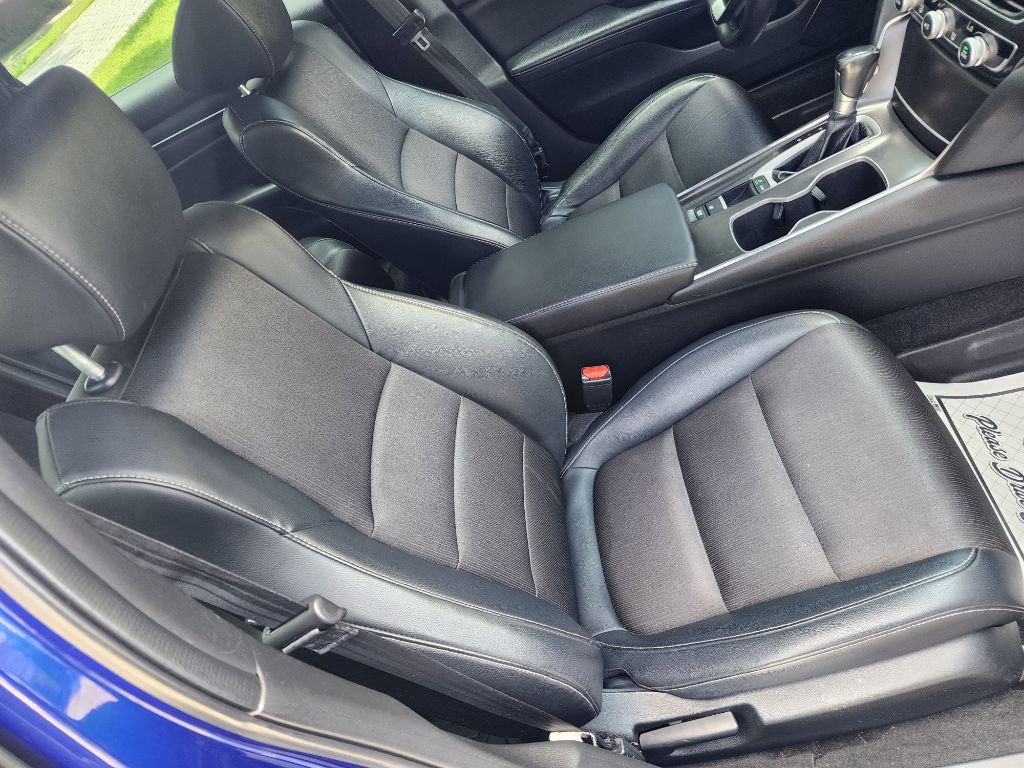 2018 Honda Accord Image 21