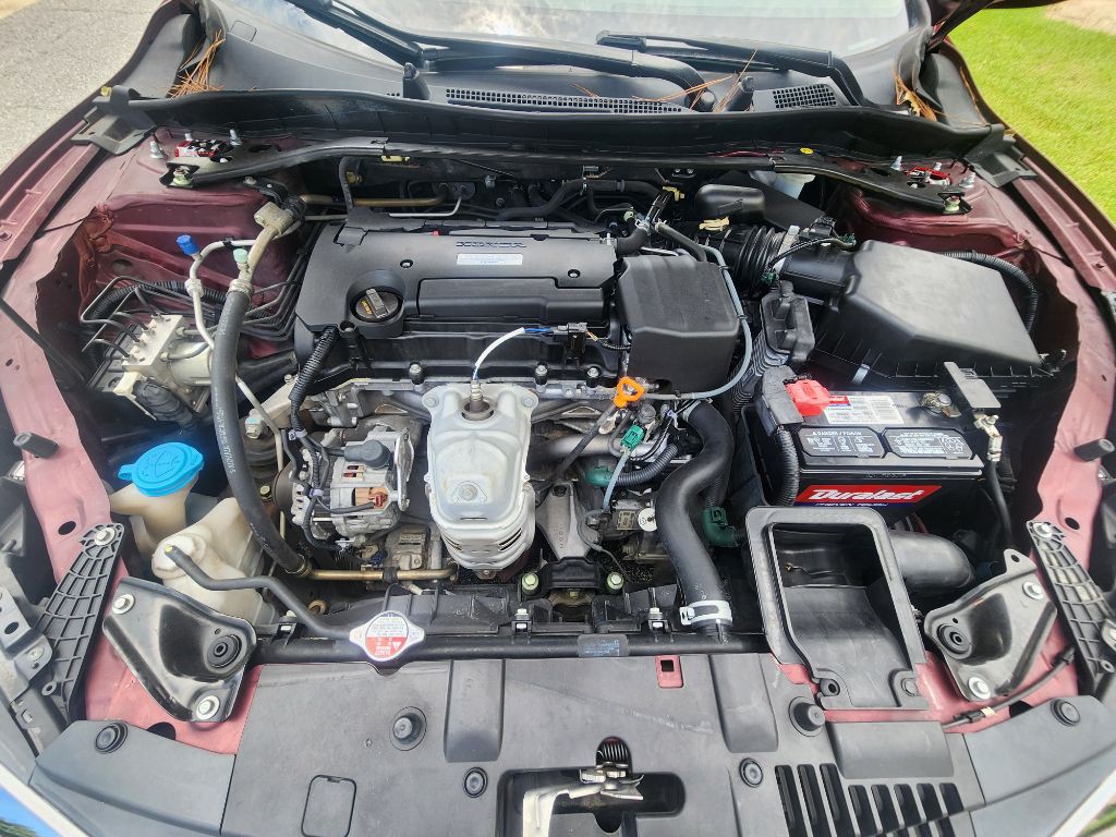 2016 Honda Accord Image 25