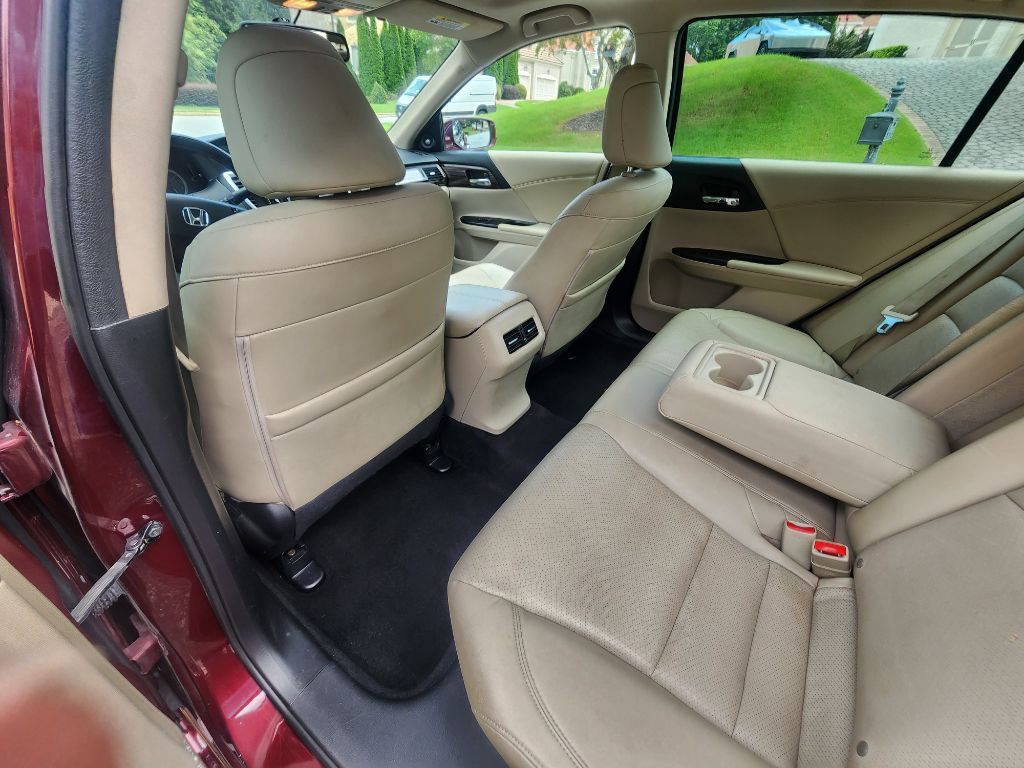 2016 Honda Accord Image 15