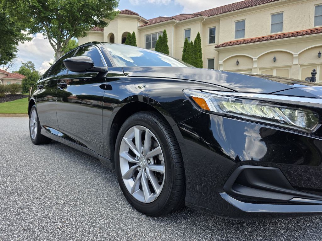 2021 Honda Accord Image 2