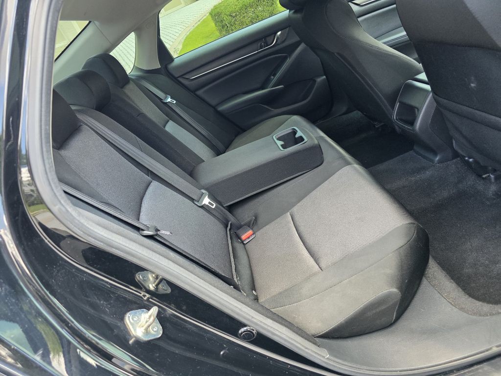 2021 Honda Accord Image 18