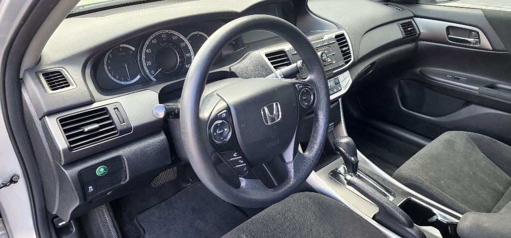 2013 Honda Accord Image 14