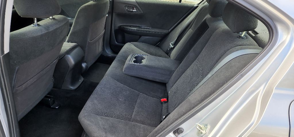 2013 Honda Accord Image 16