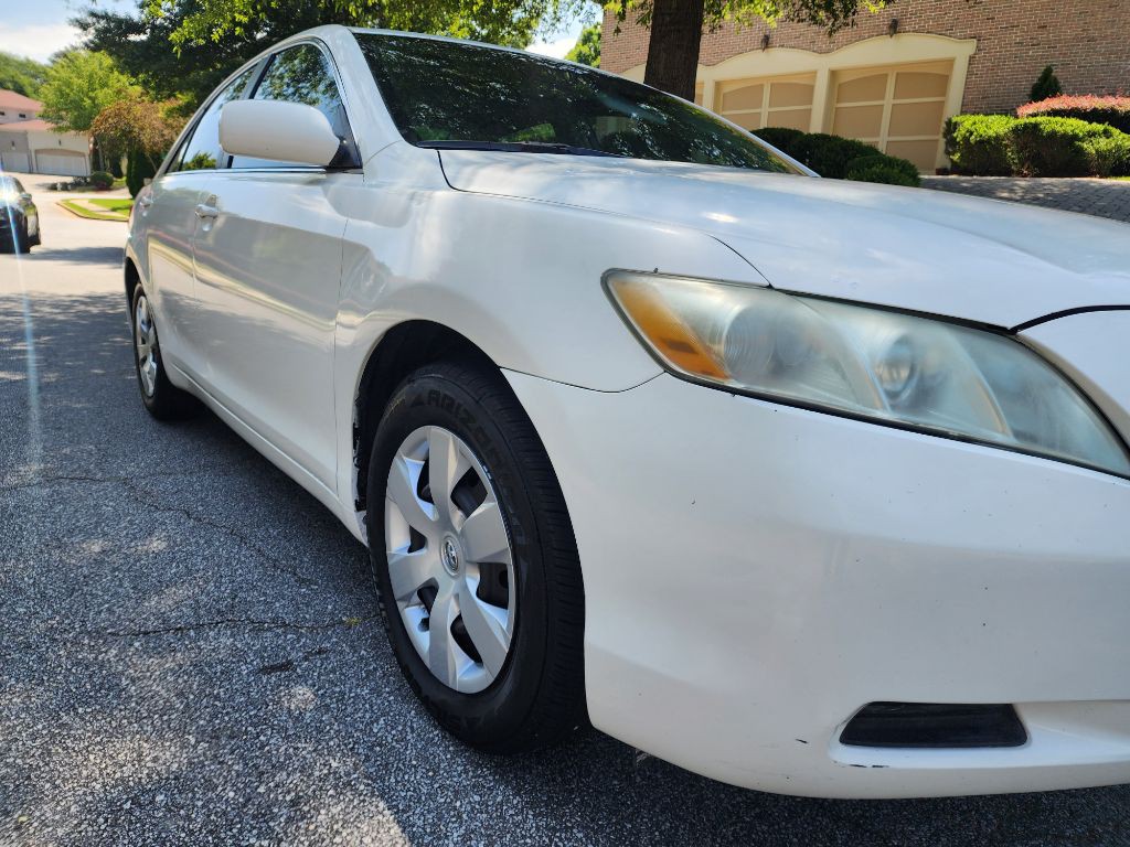 2009 Toyota Camry Image 2