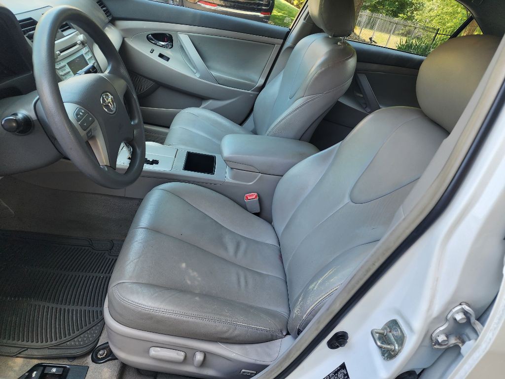 2009 Toyota Camry Image 10