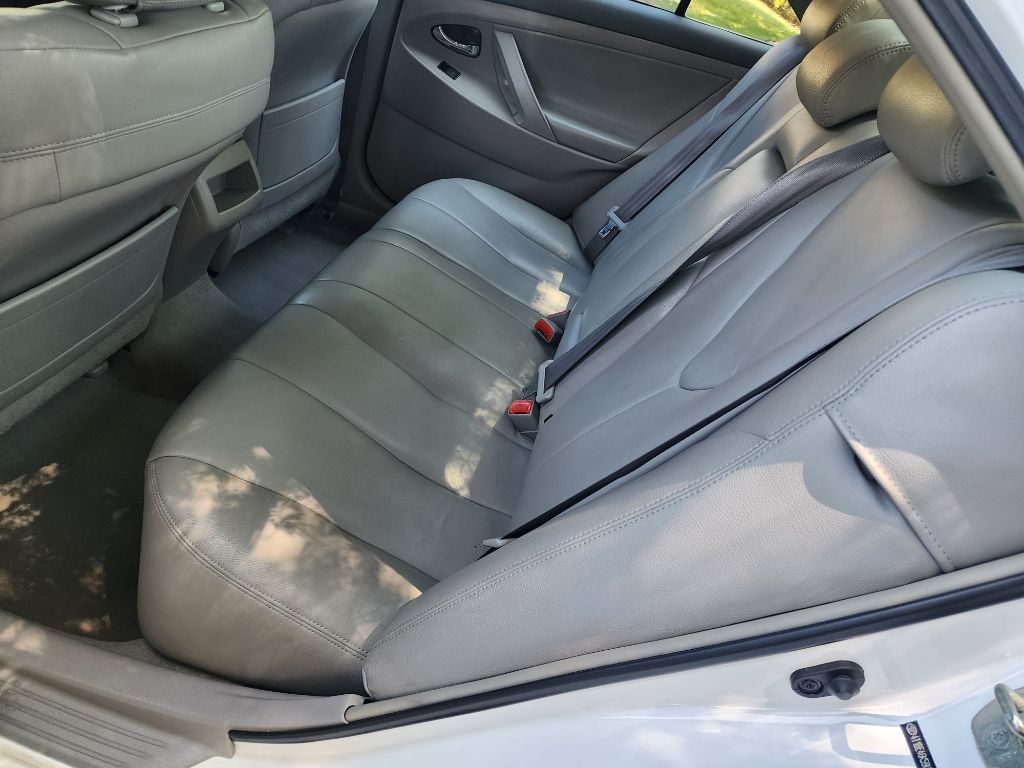 2009 Toyota Camry Image 12