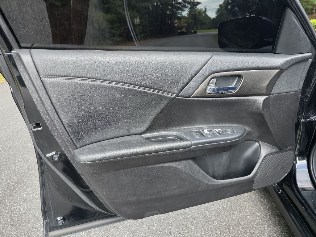 2016 Honda Accord Image 10