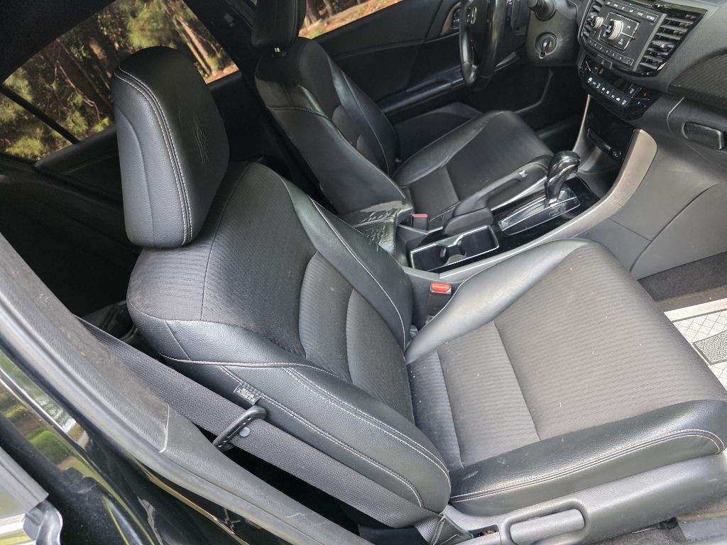 2016 Honda Accord Image 20
