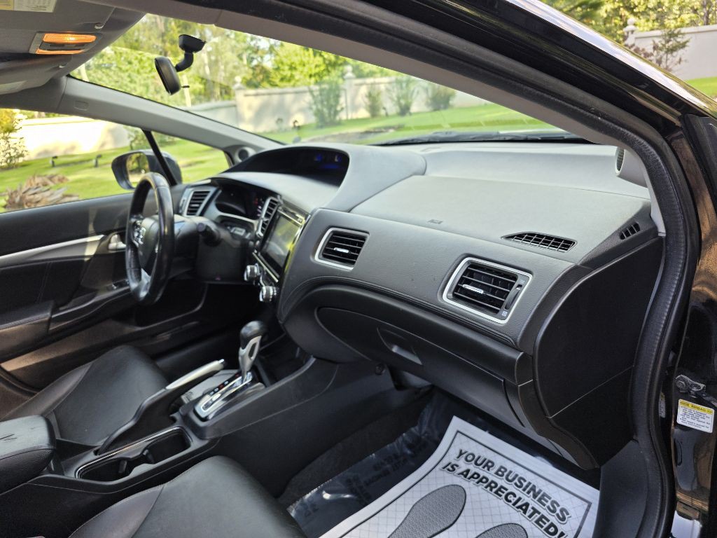 2015 Honda Civic Image 21