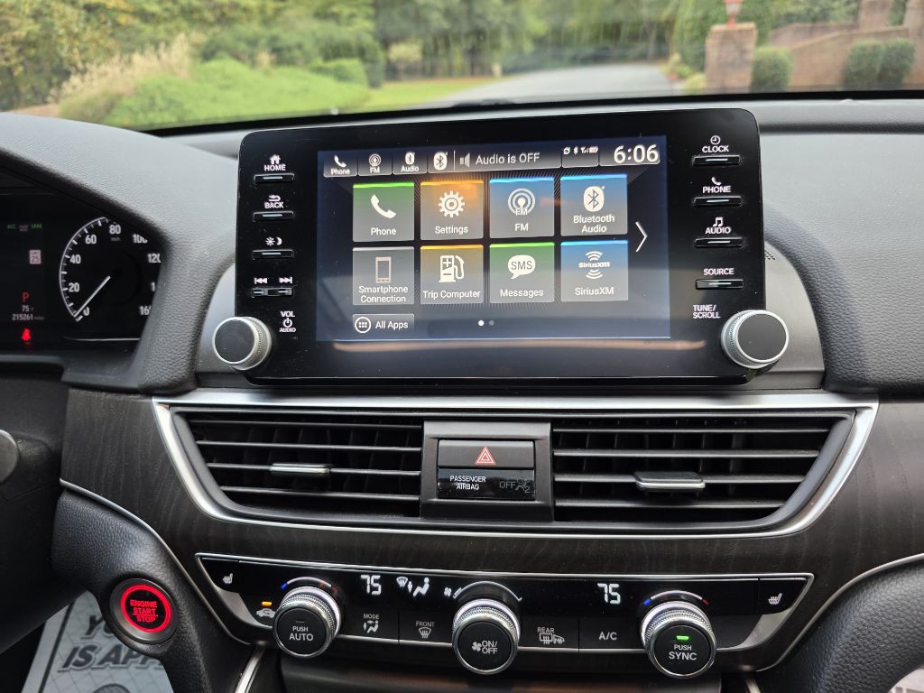 2018 Honda Accord Image 24
