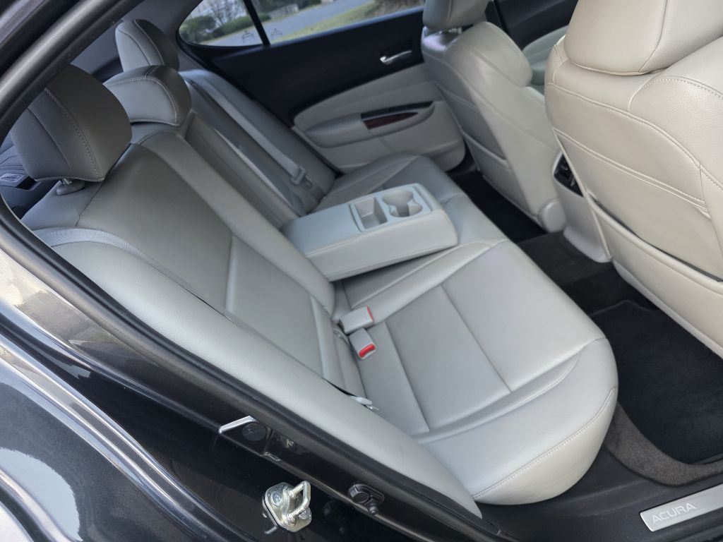 2015 Acura TL Image 18