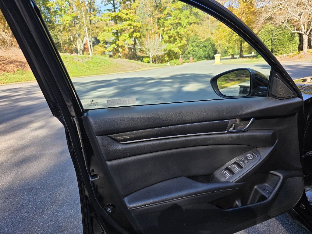 2021 Honda Accord Image 9