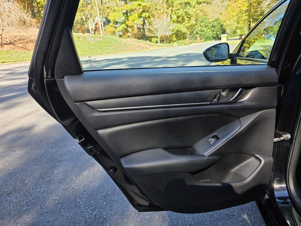 2021 Honda Accord Image 13
