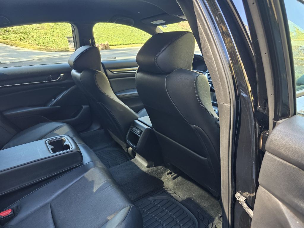 2021 Honda Accord Image 17