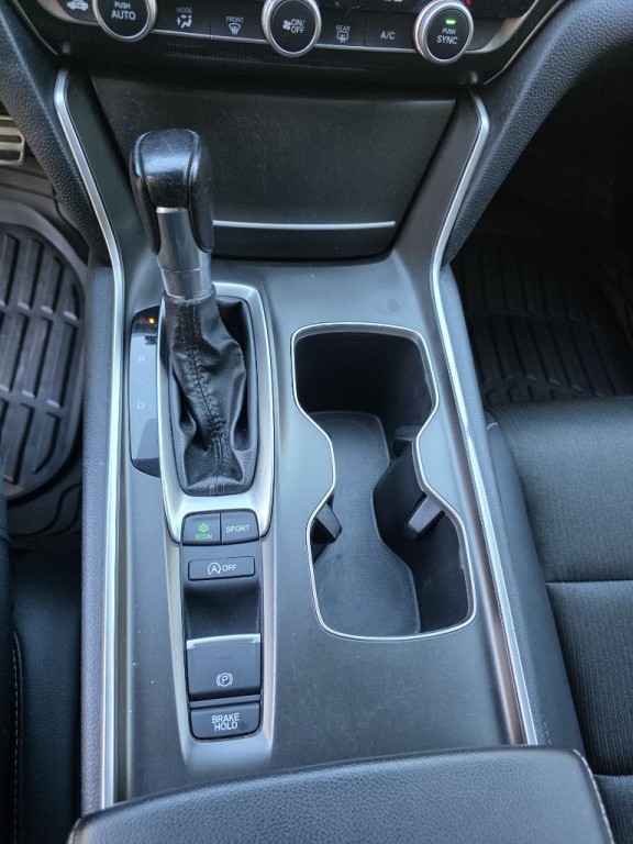 2021 Honda Accord Image 24