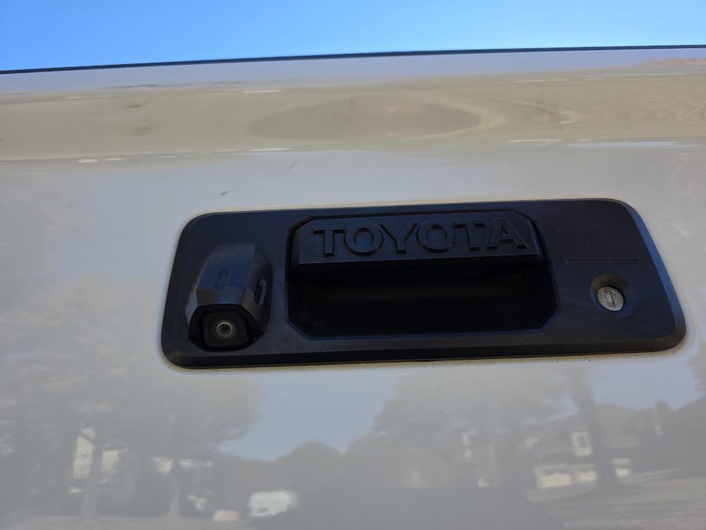 2014 Toyota Tundra Image 4