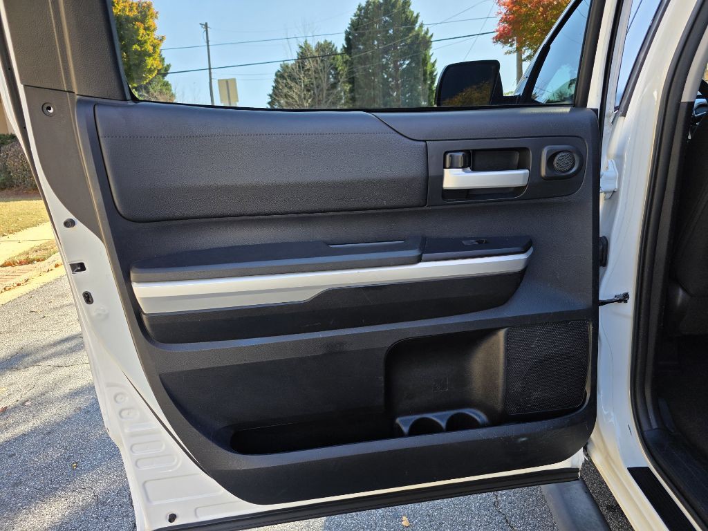 2014 Toyota Tundra Image 15