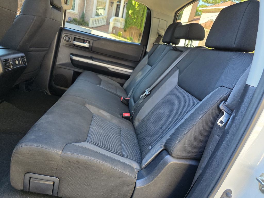 2014 Toyota Tundra Image 16