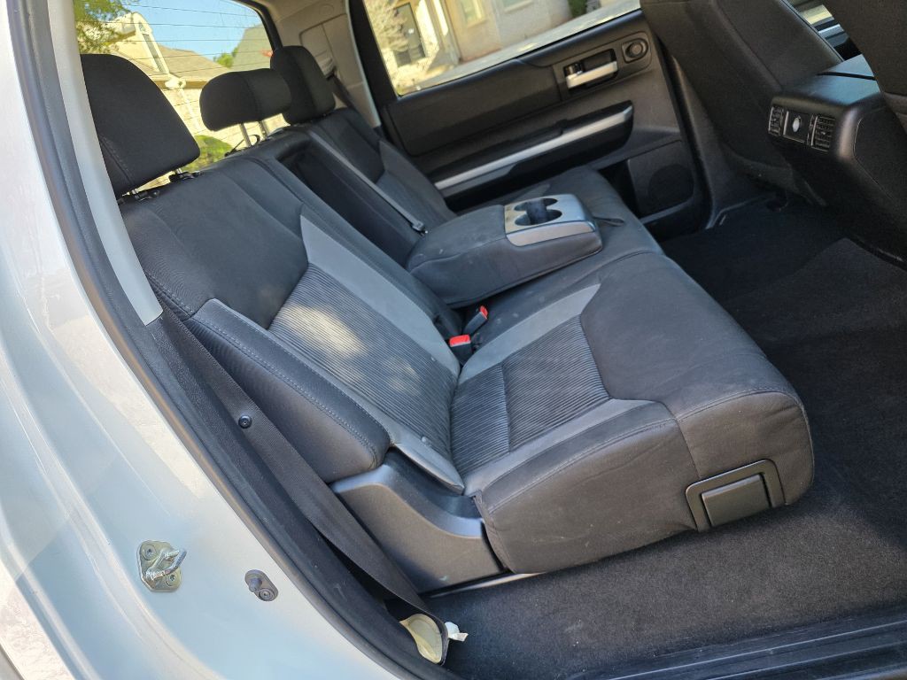 2014 Toyota Tundra Image 20