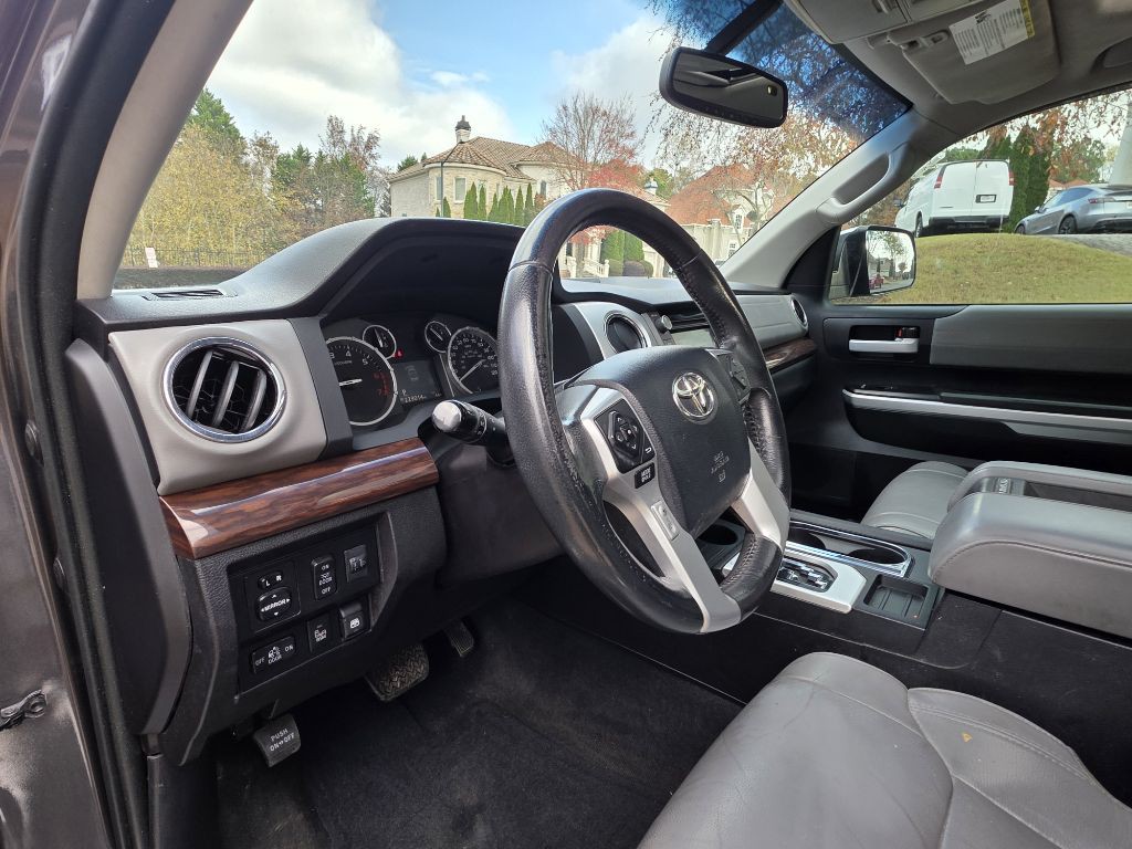 2016 Toyota Tundra Image 12