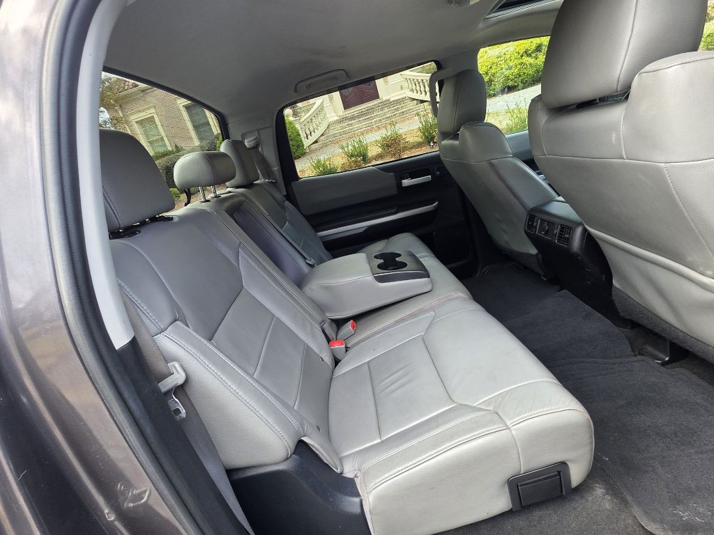 2016 Toyota Tundra Image 20