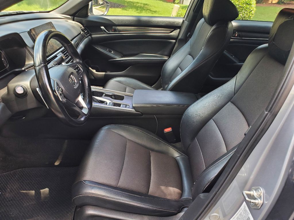 2018 Honda Accord Image 12