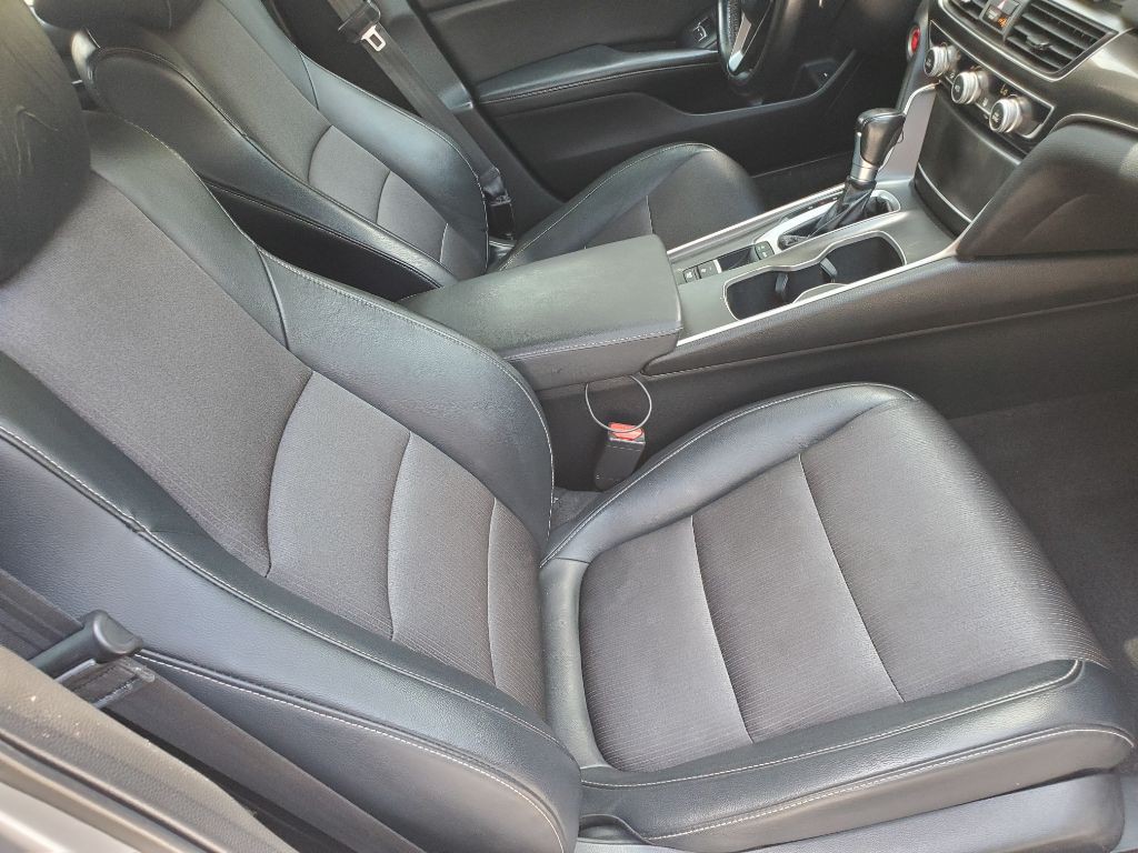 2018 Honda Accord Image 18