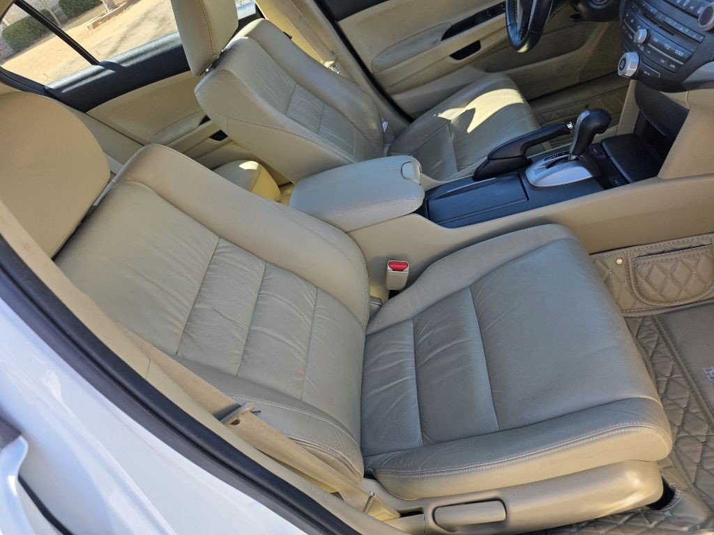 2011 Honda Accord Image 21