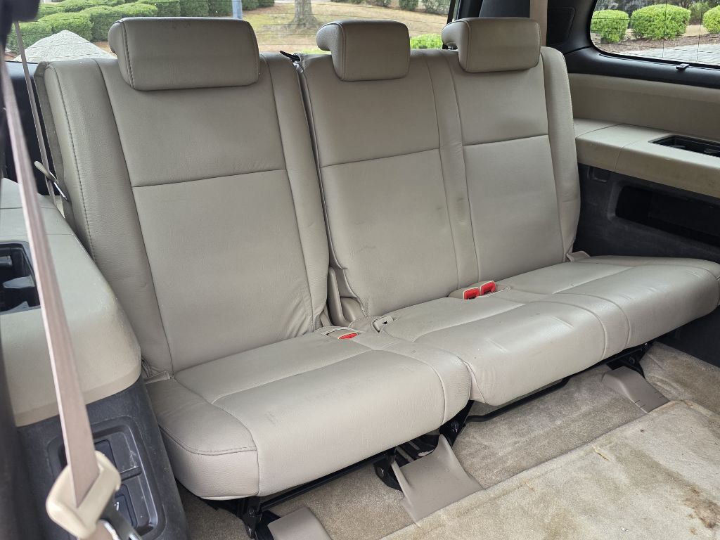 2008 Toyota Sequoia Image 23