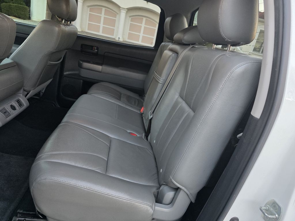 2013 Toyota Tundra Image 12