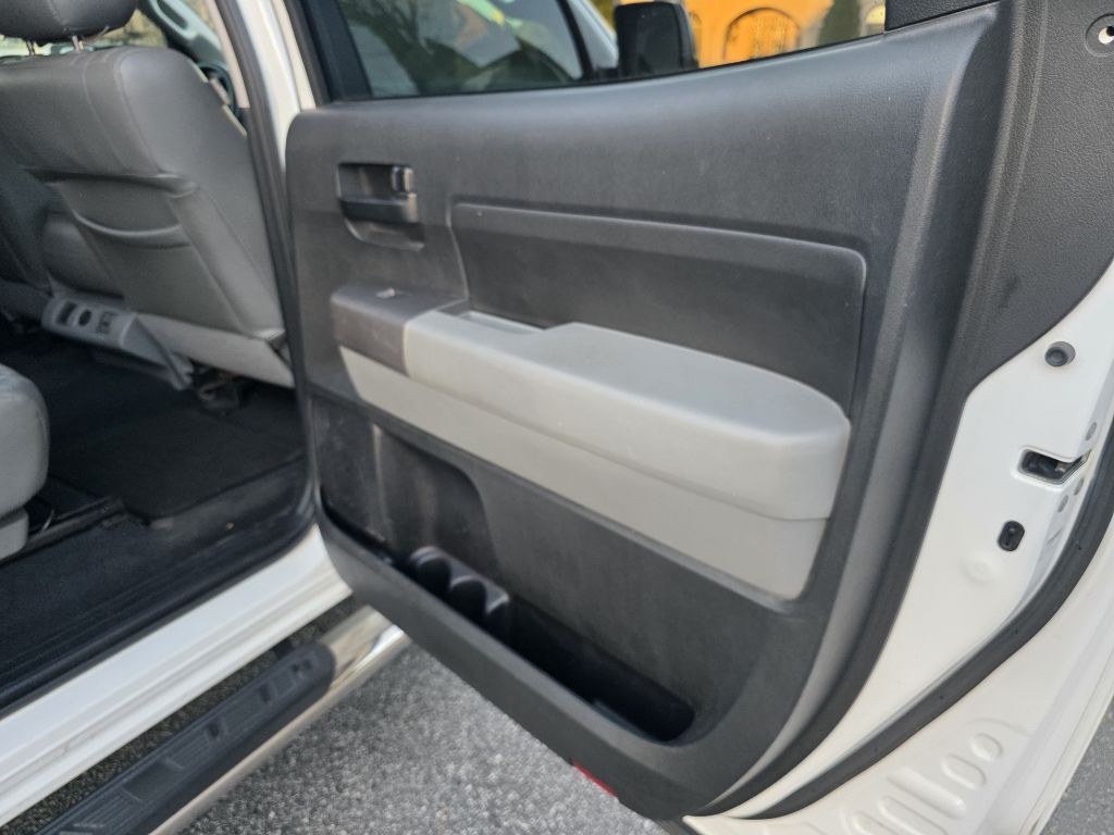 2013 Toyota Tundra Image 18