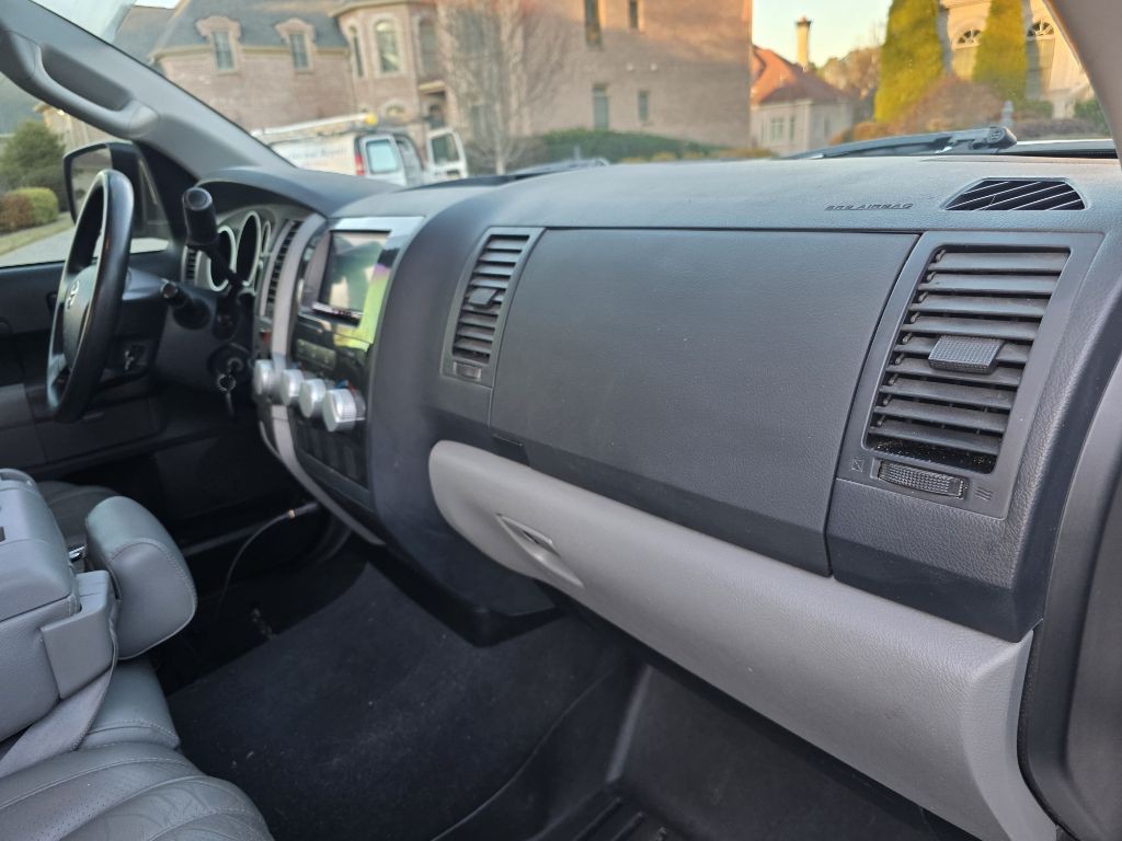 2013 Toyota Tundra Image 23