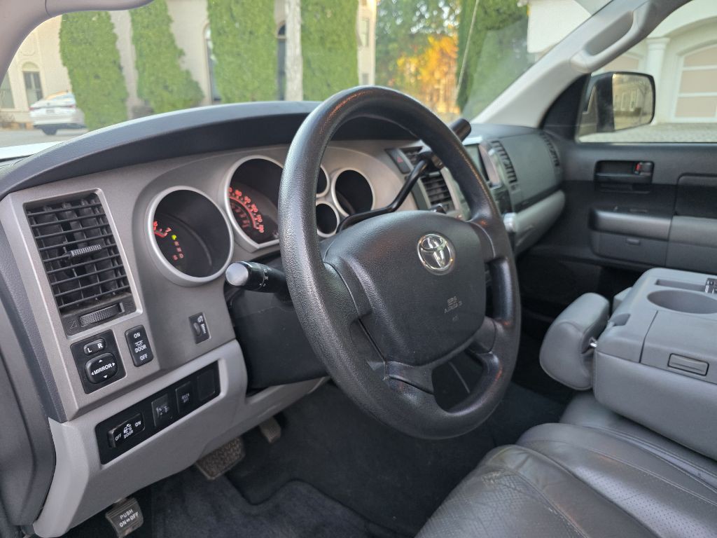 2013 Toyota Tundra Image 28