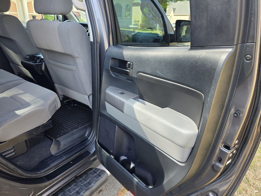 2012 Toyota Tundra Image 16