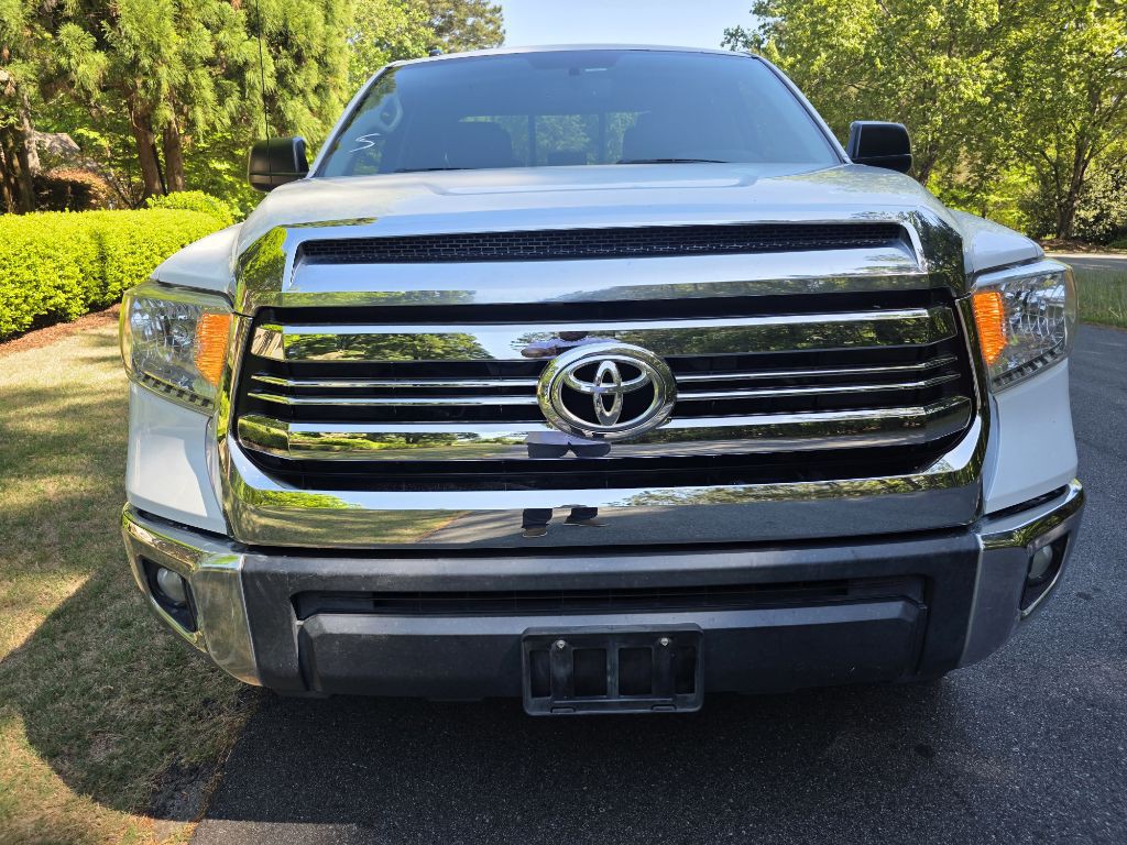 2017 Toyota Tundra Image 10
