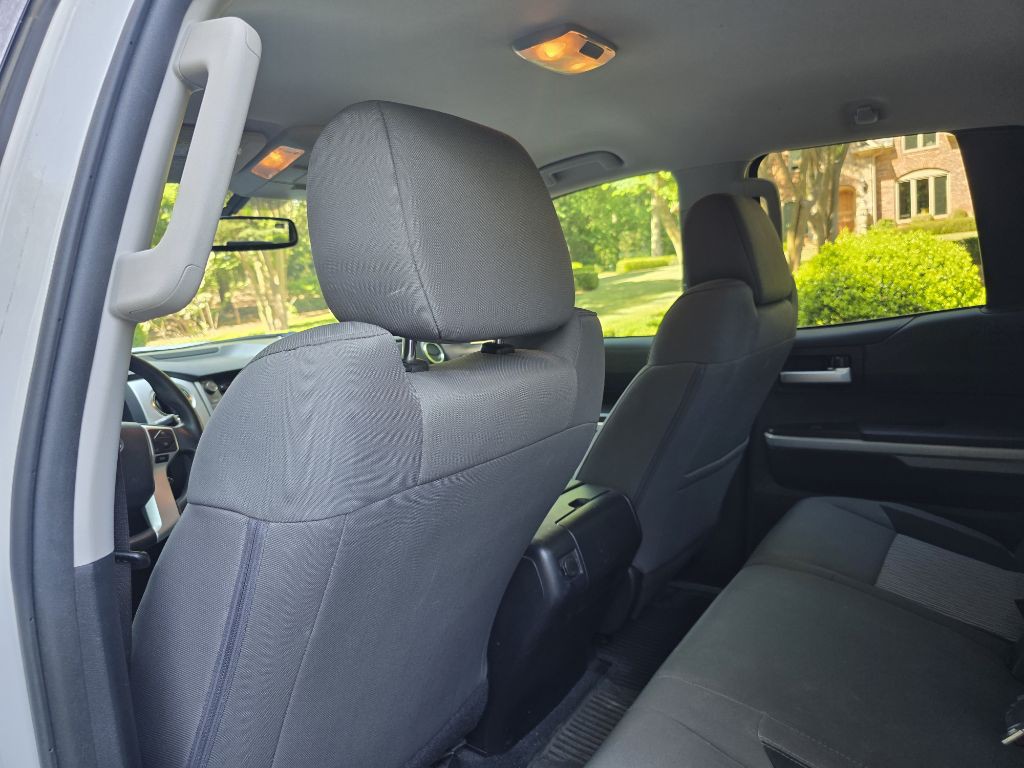 2017 Toyota Tundra Image 18