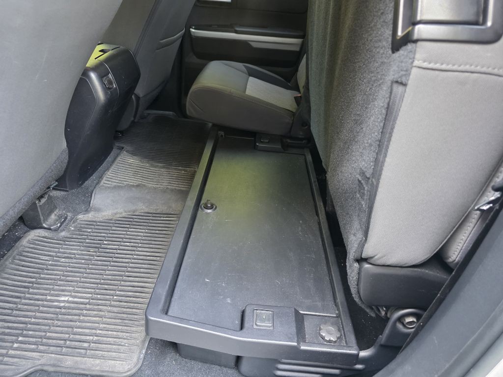 2017 Toyota Tundra Image 19