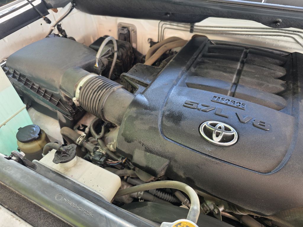 2017 Toyota Tundra Image 38