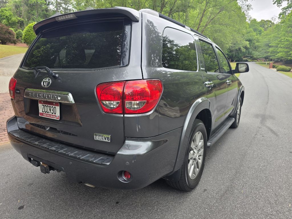 2015 Toyota Sequoia Image 4