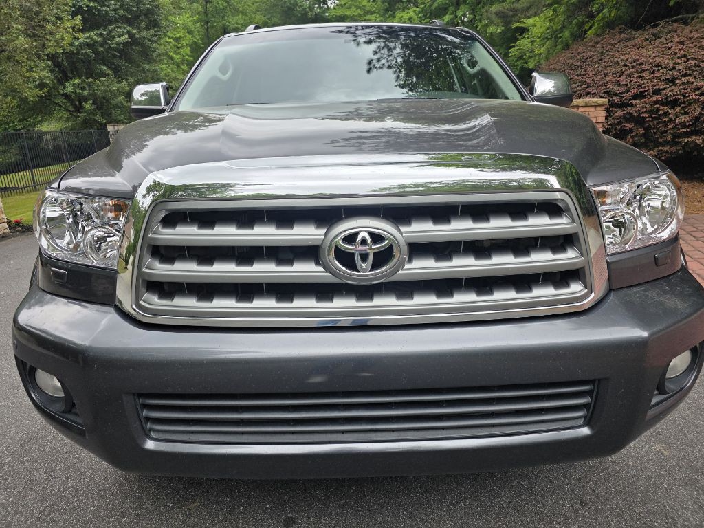 2015 Toyota Sequoia Image 7