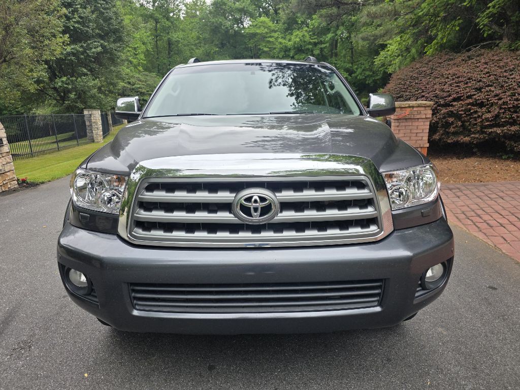 2015 Toyota Sequoia Image 8
