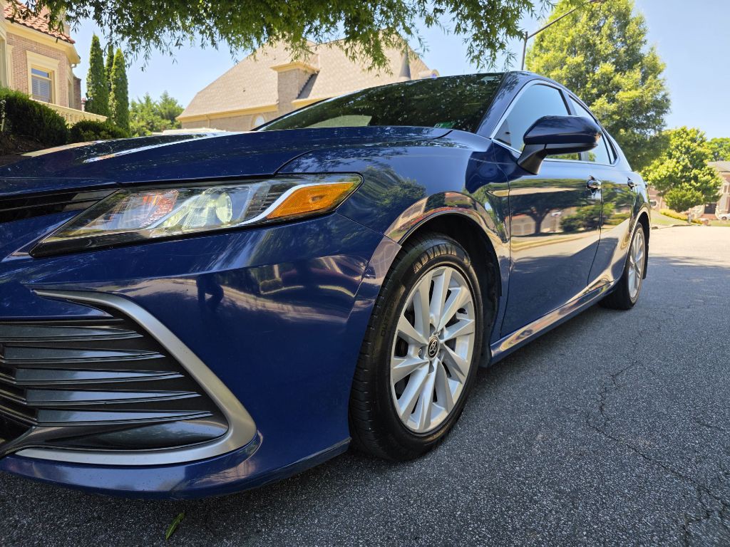 2023 Toyota Camry Image 1