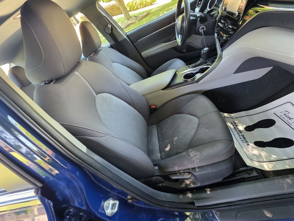 2023 Toyota Camry Image 18