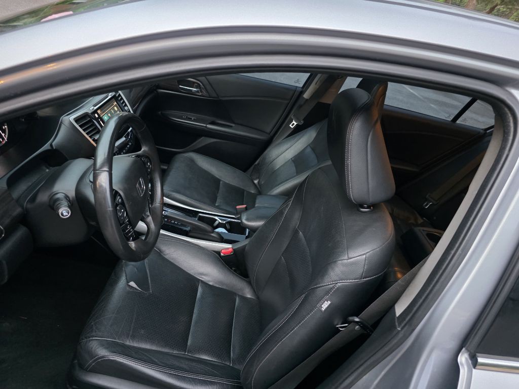 2016 Honda Accord Image 11