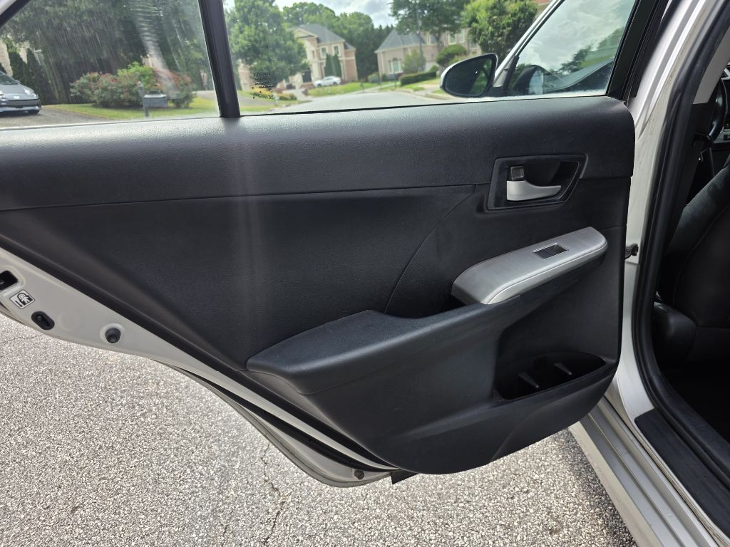 2012 Toyota Camry Image 13