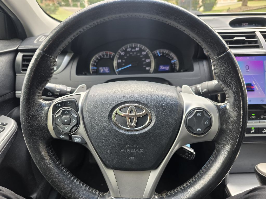 2012 Toyota Camry Image 20