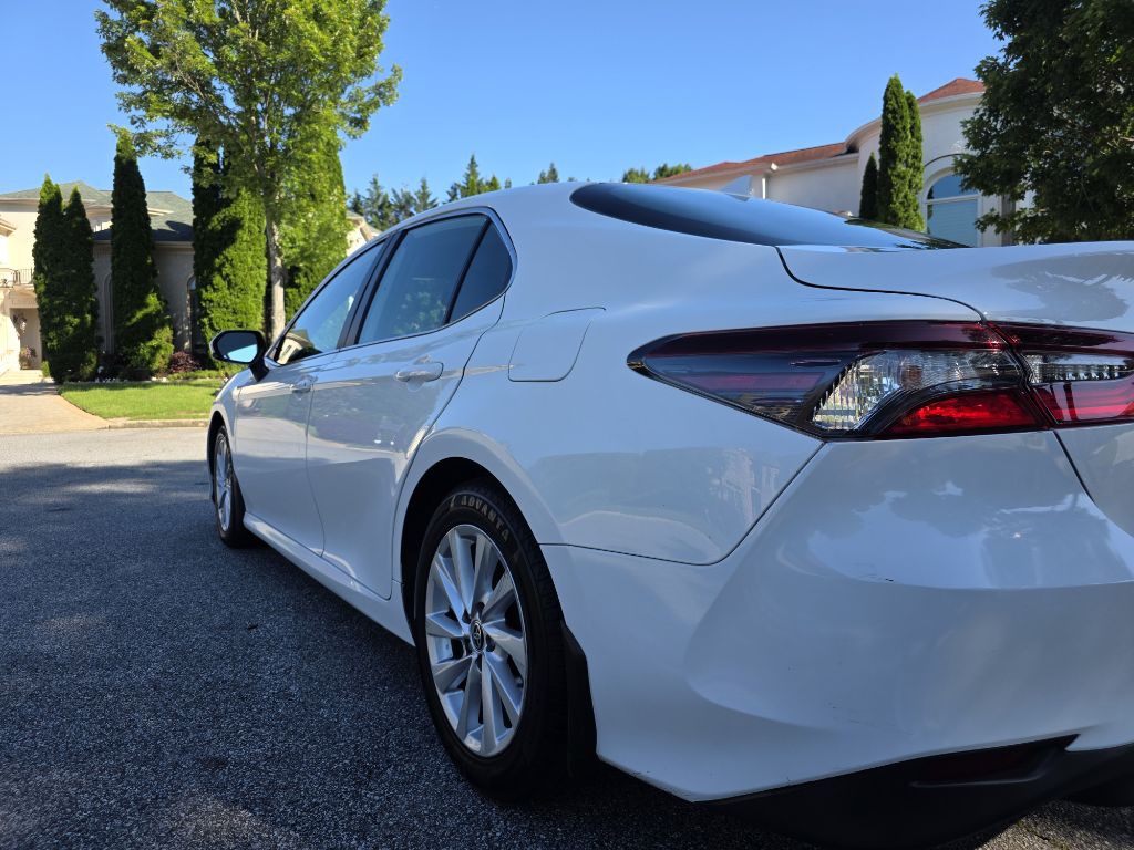 2023 Toyota Camry Image 2